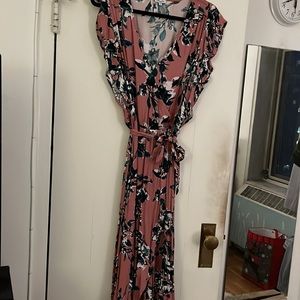 Splendid pink floral wrap maxi dress, small, perfect condition